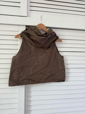 Zoran Opal high neck sleeveless top